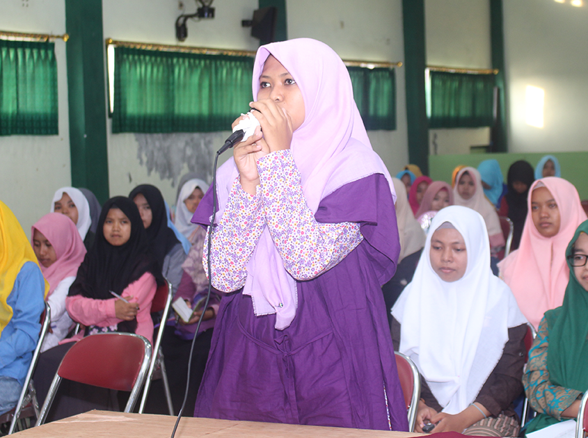 Seminar Hari Santri Nasional Menumbuhkan Semangat Santri Dalam Berorganisasi