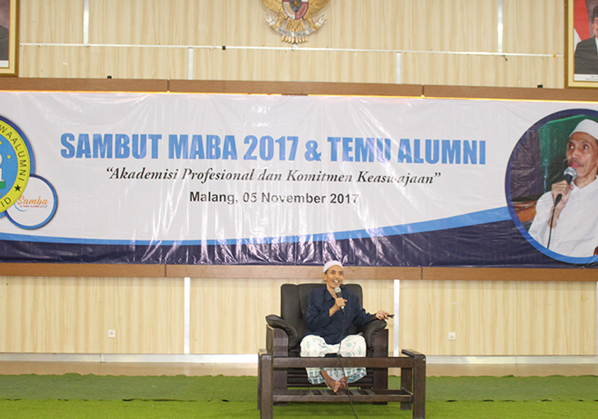 KH. Moh. Zuhri Zaini