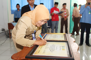 Launching dan Sosialisai HSK Online SMANJ