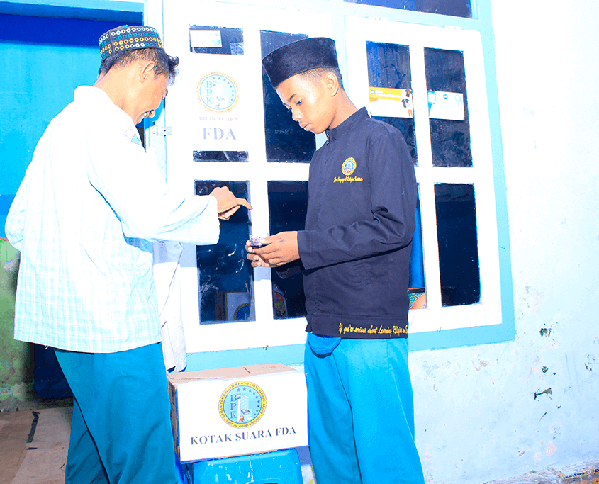Suasana pencoblosan paslon Presiden BPK