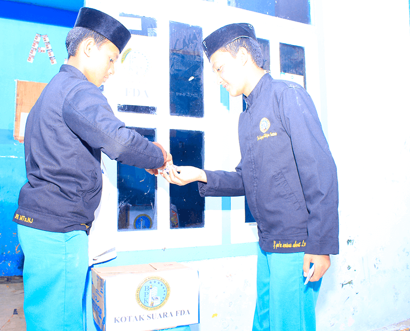 Suasana pencoblosan paslon Presiden BPK