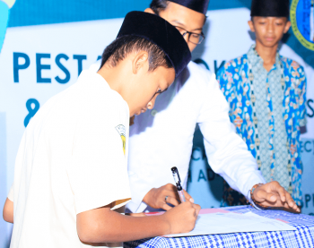 Pesta Demokrasi dan Pelantikan Pengurus BPK MTs Nurul Jadid