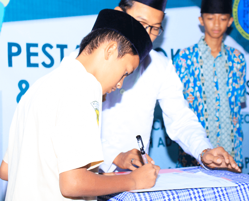 Pesta Demokrasi dan Pelantikan Pengurus BPK MTs Nurul Jadid