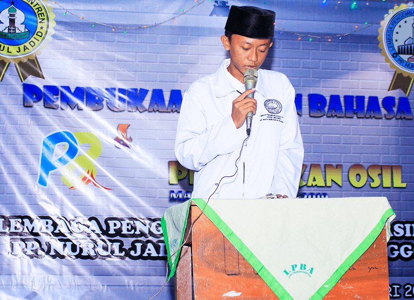 Pembukaan Pekan Bahasa LPBA Putra dan Pelantikan OSIL