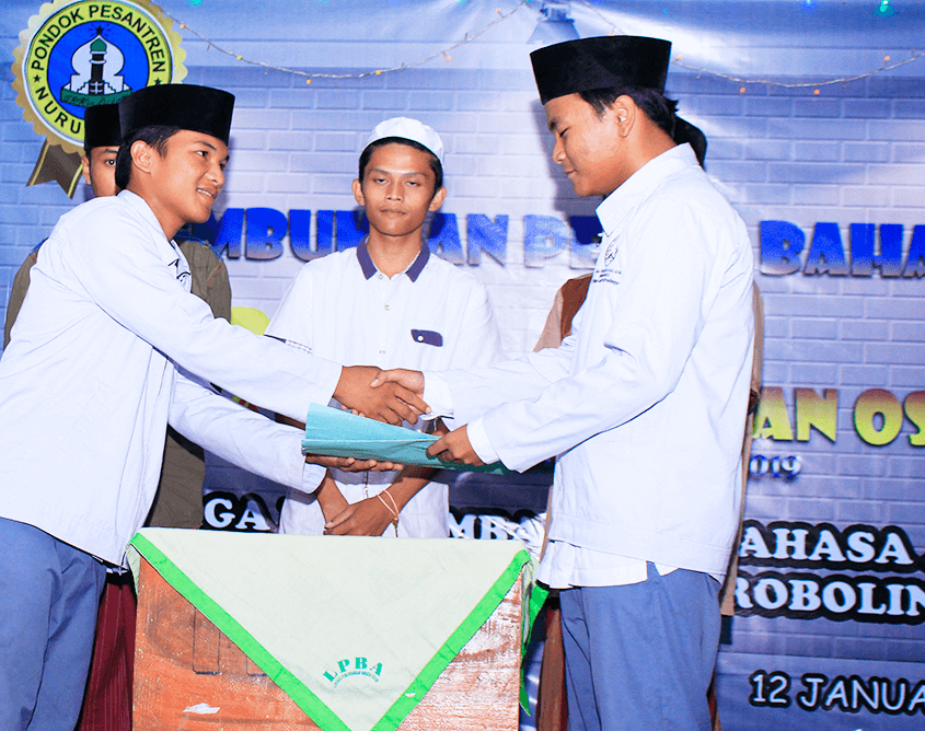 Pembukaan Pekan Bahasa LPBA Putra dan Pelantikan OSIL