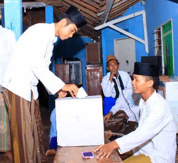 Pemilihan Ketua dan Wakil Al Muradi Madrasah Diniyah Nurul Jadid