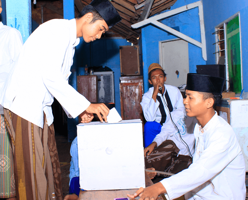 Pemilihan Ketua dan Wakil Al Muradi Madrasah Diniyah Nurul Jadid