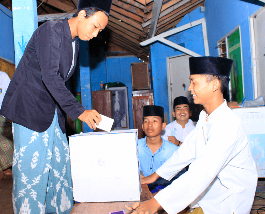 Pemilihan Ketua dan Wakil Al Muradi Madrasah Diniyah Nurul Jadid