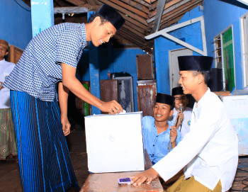 Pemilihan Ketua dan Wakil Al Muradi Madrasah Diniyah Nurul Jadid