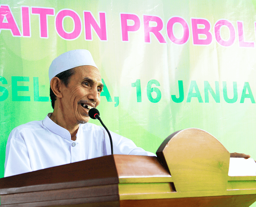 KH. Moh. Zuhri Zaini