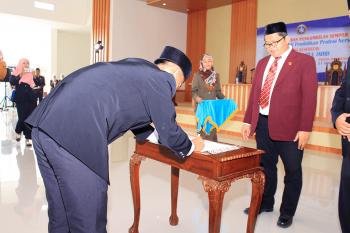 Pelantikan dan Pengambilan Sumpah Ners Universitas Nurul Jadid Fakultas Kesehatan