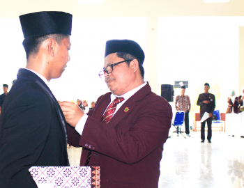 Pelantikan dan Pengambilan Sumpah Ners Universitas Nurul Jadid Fakultas Kesehatan