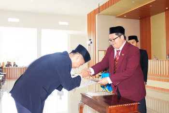 Pelantikan dan Pengambilan Sumpah Ners Universitas Nurul Jadid Fakultas Kesehatan
