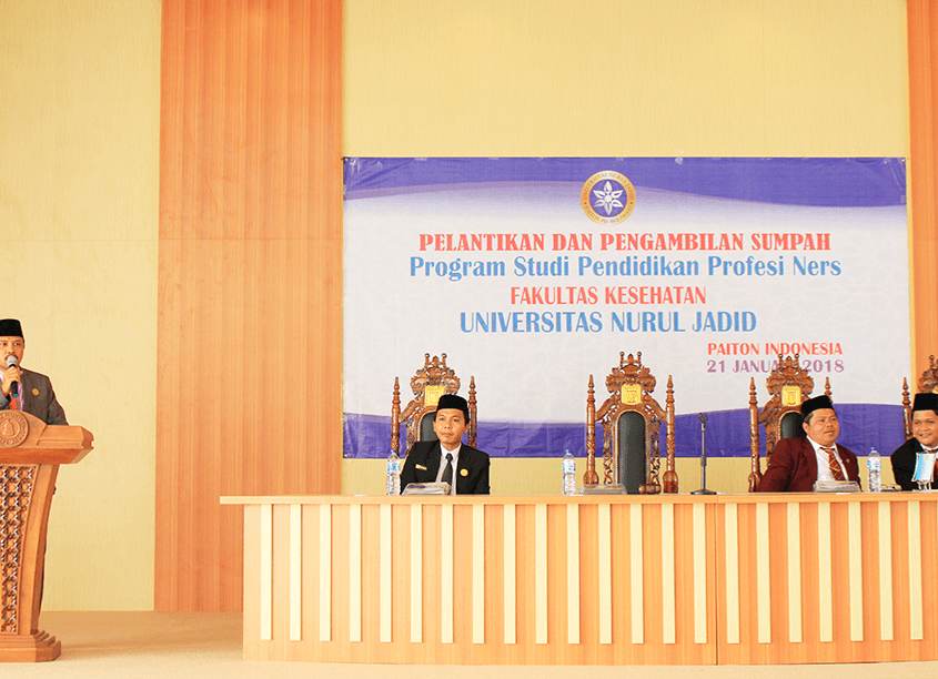 Pelantikan dan Pengambilan Sumpah Ners Universitas Nurul Jadid Fakultas Kesehatan