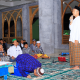 Santri Nurul Jadid Praktek Ibadah Sholat