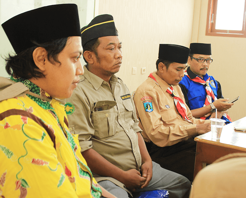 Aksi Lingkungan Sejuta Lubang Resapan Biopori Pramuka Universitas Nurul Jadid