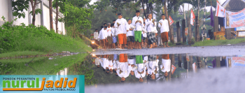 Burdah rutin oleh santri nurul jadid