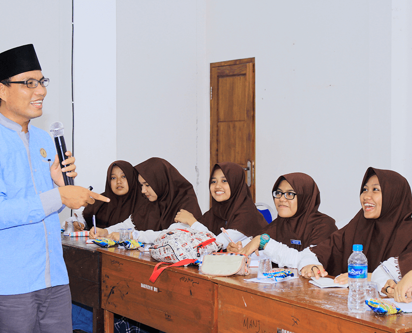 Pelatihan HRD OSIM MA Nurul Jadid