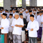 KH. Moh. Zuhri Zaini