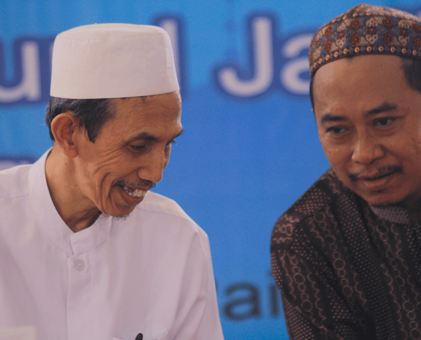 KH. Moh. Zuhri Zaini bersama KH. Abdul Hamid Wahid