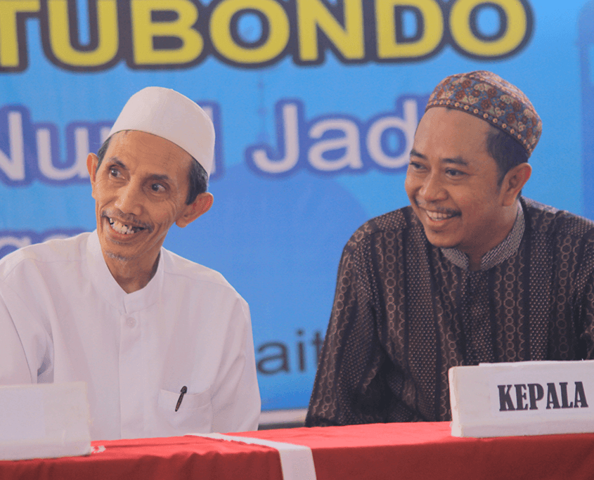KH. Moh. Zuhri Zaini bersama KH. Abdul Hamid Wahid