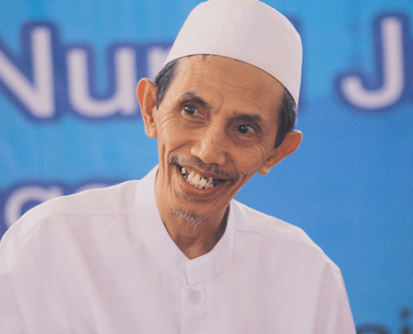 KH. Moh. Zuhri Zaini