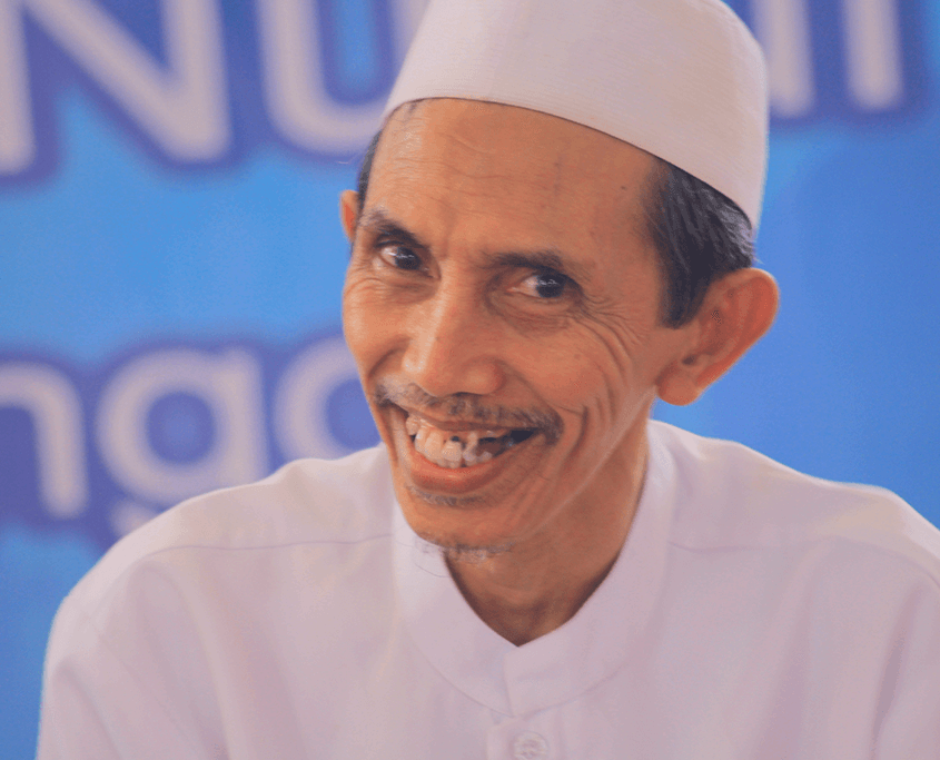 KH. Moh. Zuhri Zaini