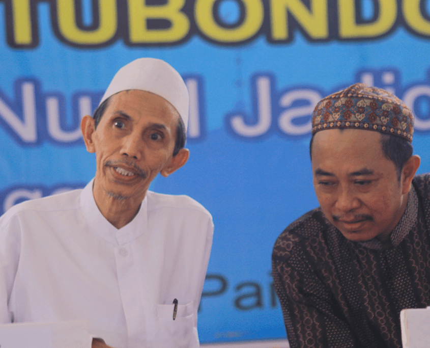 KH. Moh. Zuhri Zaini bersama KH. Abdul Hamid Wahid