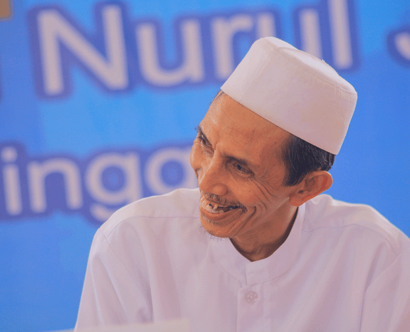 KH. Moh. Zuhri Zaini
