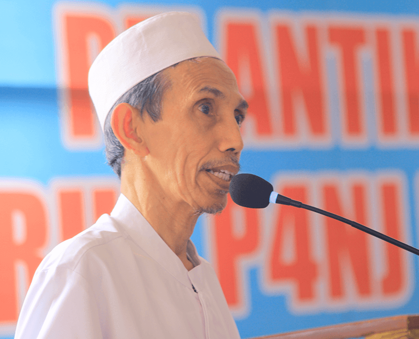KH. Moh. Zuhri Zaini