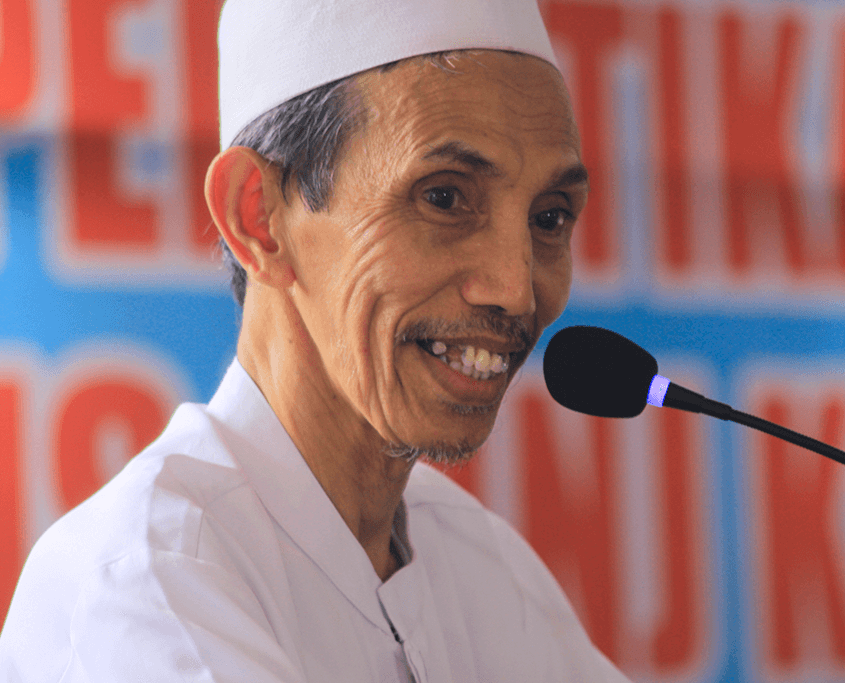 KH. Moh. Zuhri Zaini