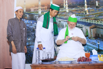 KH. Moh. Zuhri Zaini