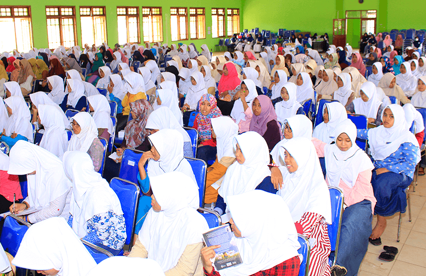Seminar Kesehatan Klinik Az-Zainiyah PP. Nurul Jadid