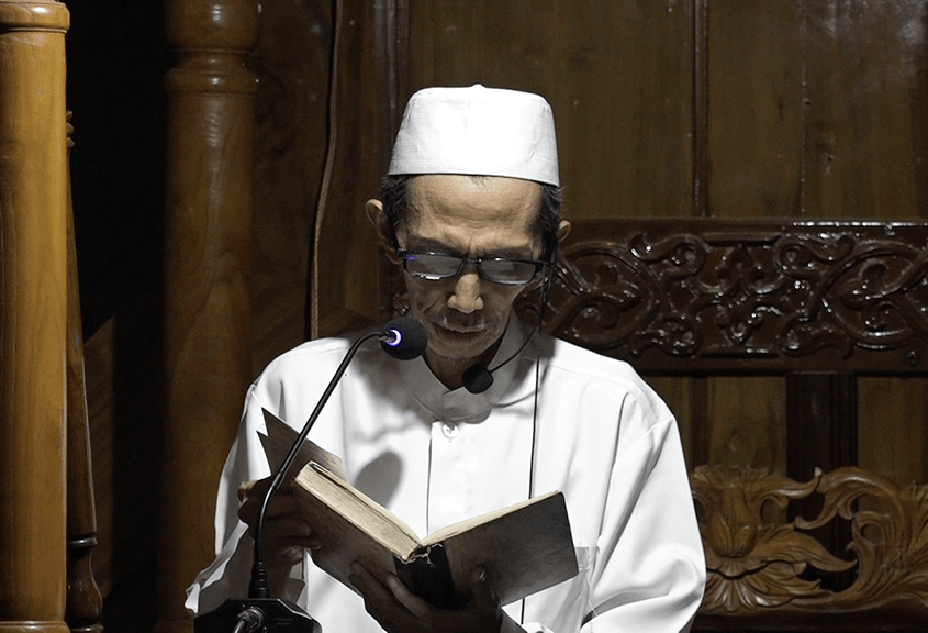 KH. Moh. Zuhri Zaini