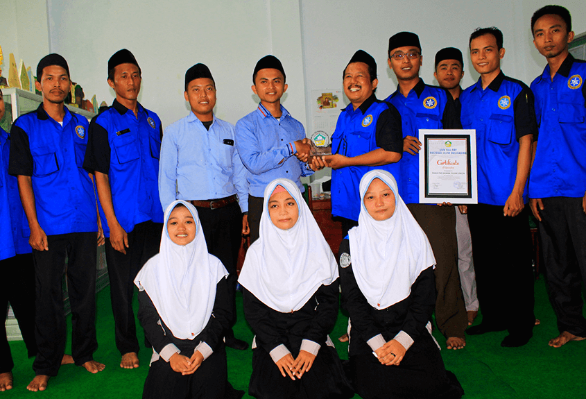 Penjemputan Siswi Prakerin SMK Bulugading Jember