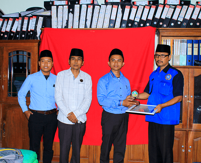 Penjemputan Siswi Prakerin SMK Bulugading Jember