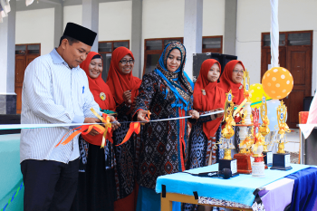 Lomba POMAS Putri Universitas Nurul Jadid