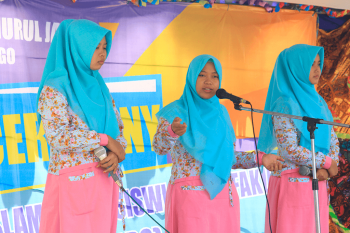 Lomba POMAS Putri Universitas Nurul Jadid