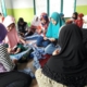 Mahasiswa UNUJA Ajak Masyarakat Wangkal Manfaatkan Kain Perca