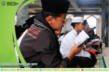 Cara Santri Sambut Tahun Baru 2019