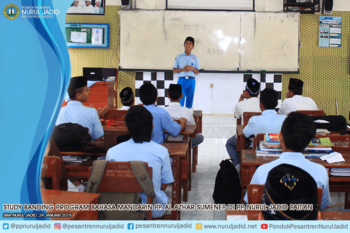 study banding program bahasa mandarin pp. al azhar sumenep di pp. nurul jadid paiton