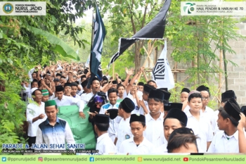 Parade & Jalan Sehat Santri