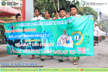 Parade & Jalan Sehat Santri
