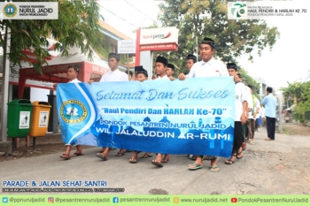 Parade & Jalan Sehat Santri