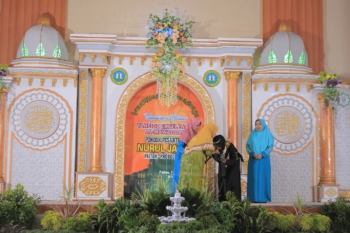 20190506_kisah-siti-anisah,-gadis-19-tahun-yang-berhasil-menghafal-al-qur’an-30-juz-selama-7-bulan-2