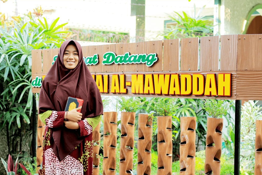 20190506_kisah-siti-anisah,-gadis-19-tahun-yang-berhasil-menghafal-al-qur’an-30-juz-selama-7-bulan-3