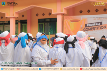 Outbound Santri Baru Putri
