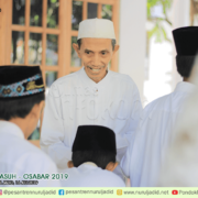 Suasana Santri Baru Pada Saat Sowan Pengasuh