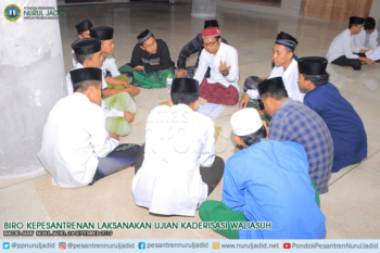 Biro Kepesantrenan Laksanakan Ujian Kaderisasi Waliasuh