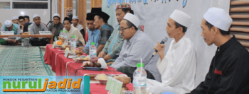 KH. Moh. Zuhri Zaini; Belajar Mengaji Kitab itu Bukan Ilmunya yang Penting tapi Barokahnya